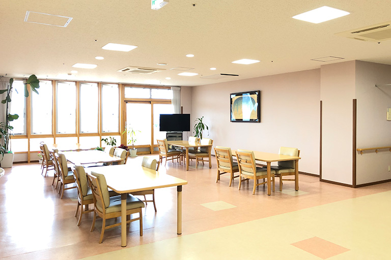 コンフィ陽だまり苑　6階　食堂
